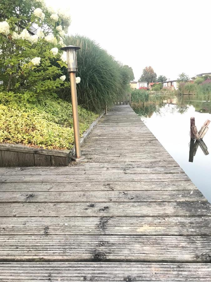 Recreatie Centrum De Hollepoarte 2 Chalets87 Makkum Zewnętrze zdjęcie